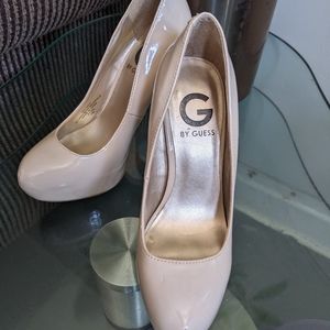 Guess Beige 5.5 M Tan Heels